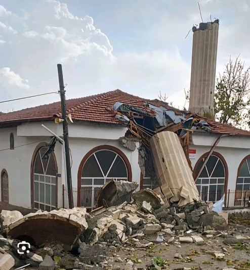 Kader Diyemezsin Sen Kendin Ettin