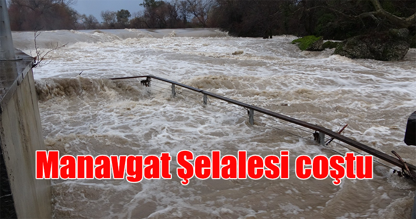 Manavgat Şelalesi'nin çevresinde bulunan seyir terasları sular altında kaldı   