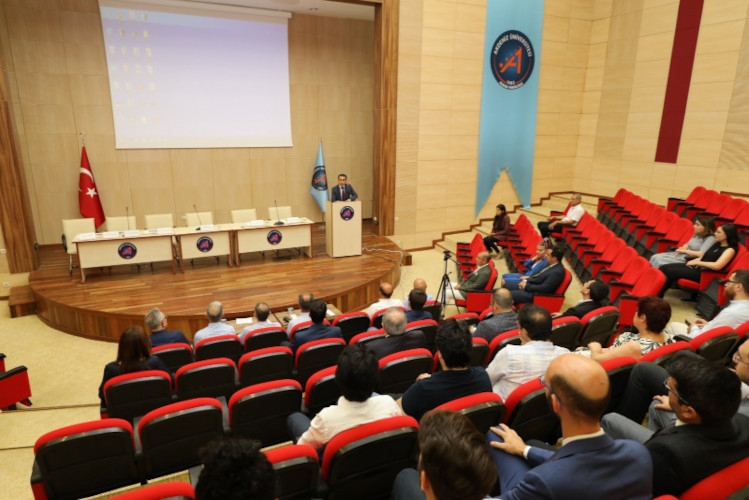 Uluslararası Akdeniz Hukuk Kongresi başladı   