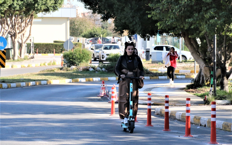 Antalya'da scooterlar 50 kilometre hızın üzerinde yollarda kullanılamayacak