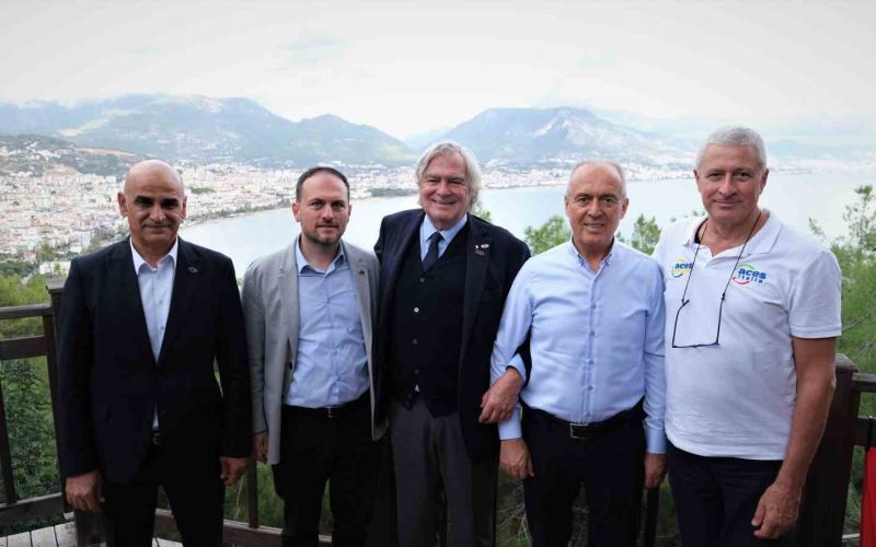 Alanya, Türkiye’de ’2024 yılı Akdeniz Spor Başkenti’ ödülüne layık görüldü
