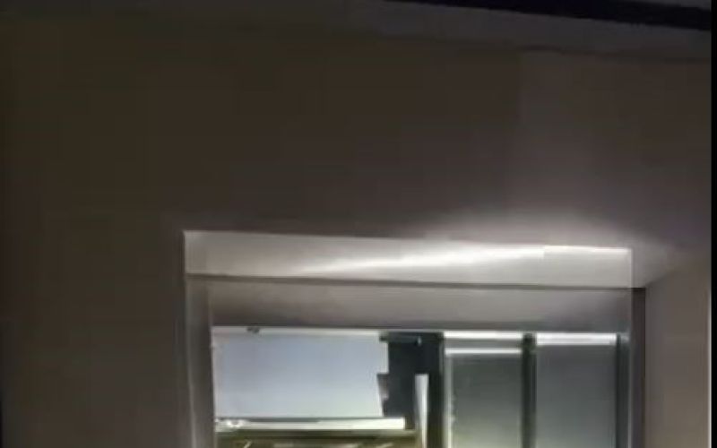 Mahsur kaldıkları asansörde panik yaşadılar, yardımlarına itfaiye ekipleri koştu
