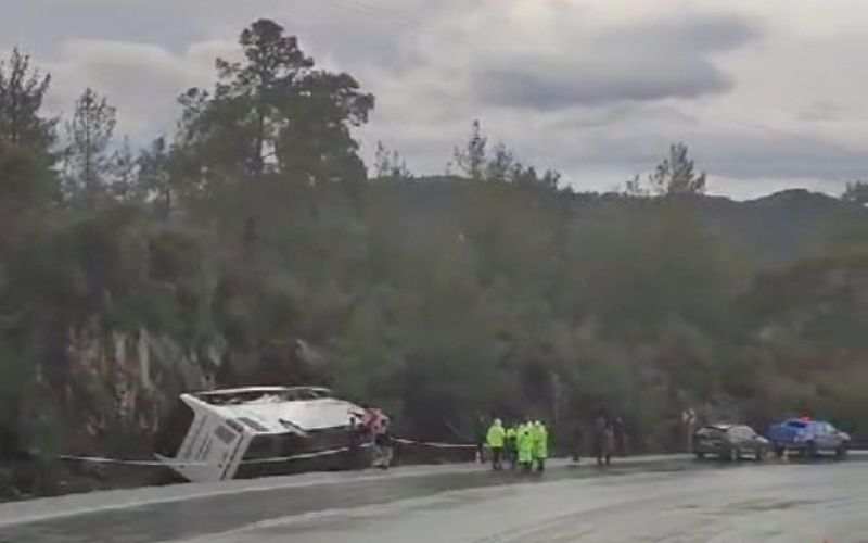 Antalya’da otobüs kazası: 21 yaralı
