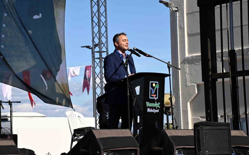 Manavgat Belediyesi Fen İşleri Şantiyesi’ni Lara konseriyle açtı
