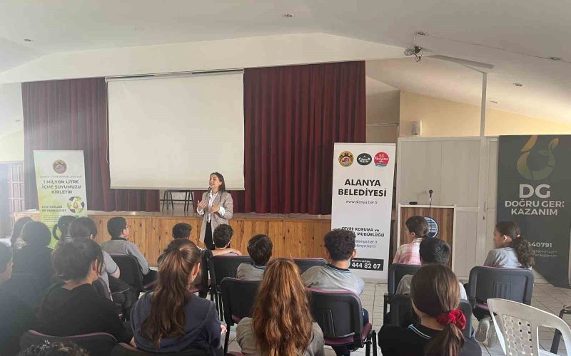 Alanya Belediyesi Eko Okullarda eğitimler devam ediyor
