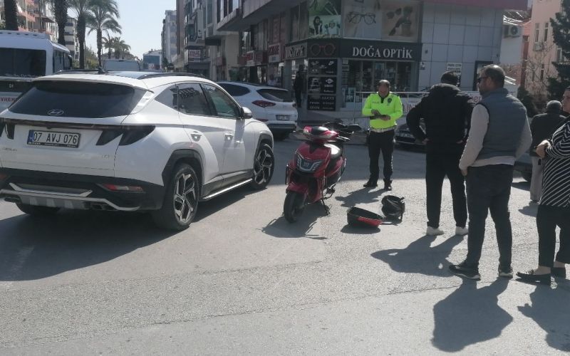 Manavgat’ta 2 motosiklet kazası: 1 yaralı
