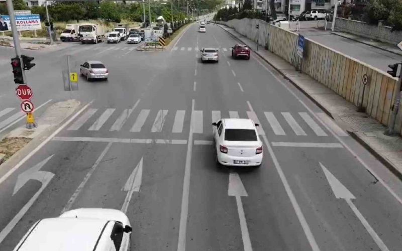 Alanya’da jandarmadan dron destekli trafik uygulaması

