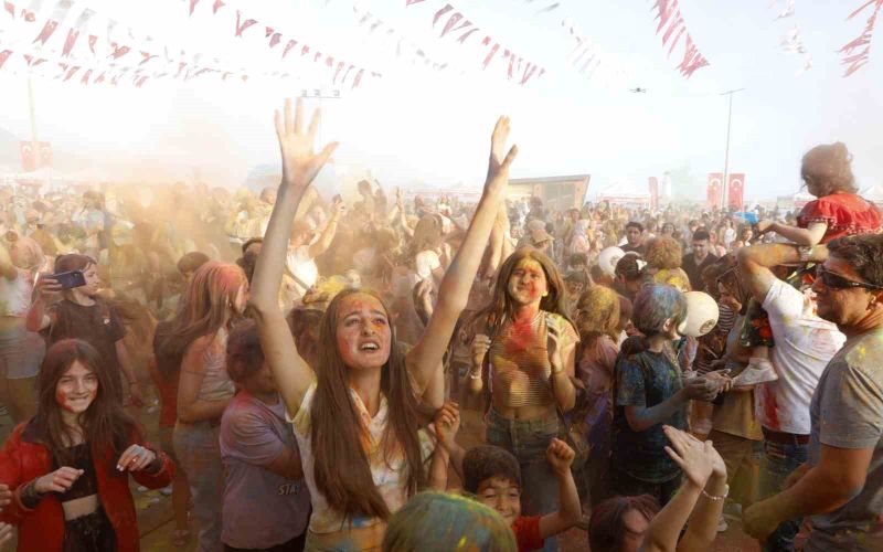 Alanya’da en renkli festival
