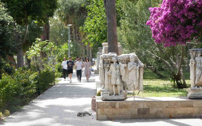 Antalya’da ’Müzeler Günü’nde ziyaretçi birincisi Olympos Antik Kenti oldu

