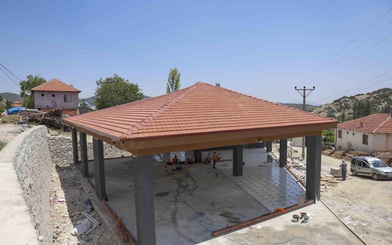 Dereköy’de çok amaçlı salon inşaatında sona gelindi
