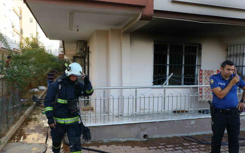 Eve döndüklerinde gördüklerine inanamadı, genç kız gözyaşlarını tutamadı
