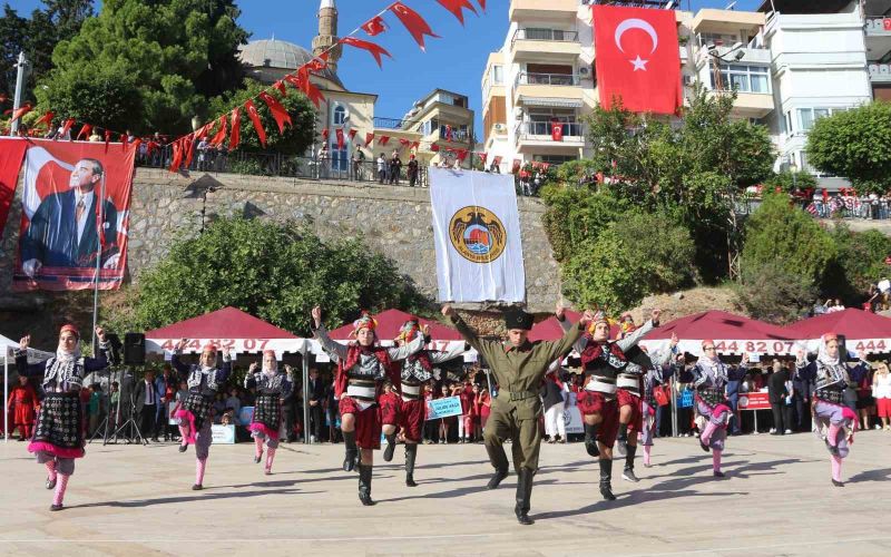 Alanya’da Cumhuriyet Bayramı coşkuyla kutlandı
