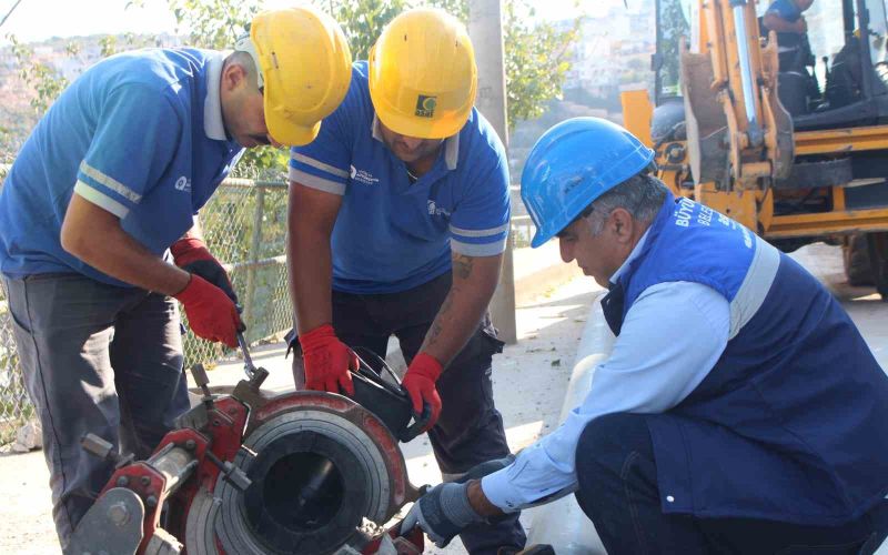 Finike Eski Mahallesi’nin kanalizasyon sorunu çözülüyor
