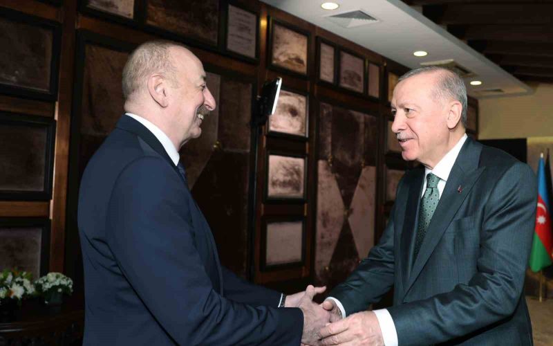 Cumhurbaşkanı Erdoğan, Azerbaycan Cumhurbaşkanı Aliyev ile görüştü

