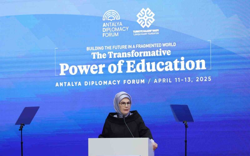 Emine Erdoğan: 