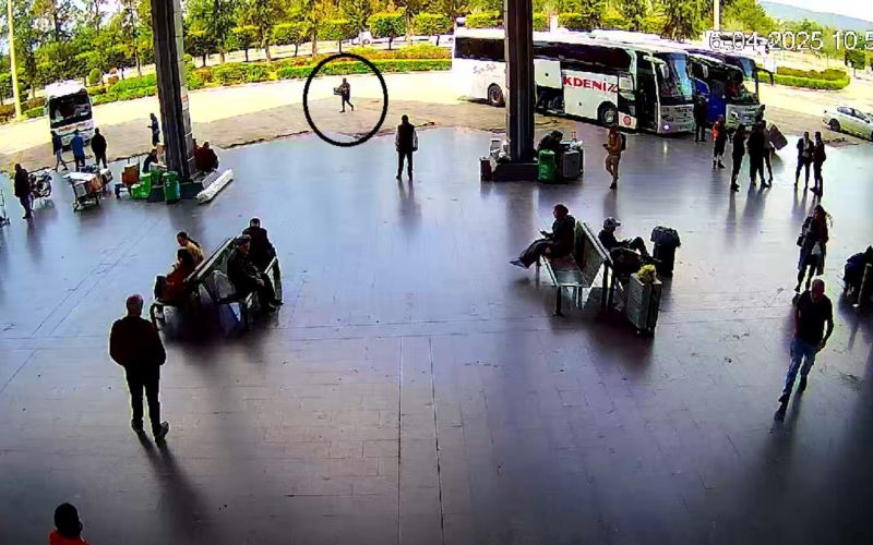 Adana’dan otobüsle Antalya’ya gönderilen 300 civcive el konuldu
