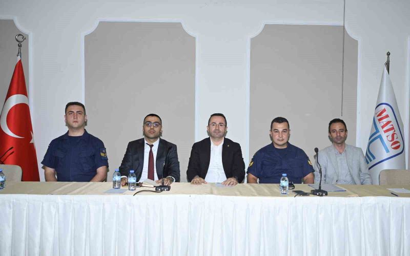 Manavgat’ta deniz ve ırmak turizmi için güvenlik toplantısı düzenlendi
