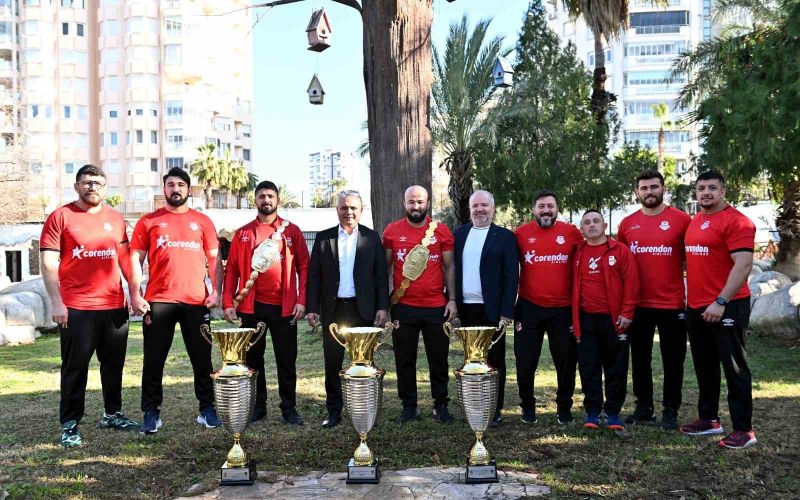 Muratpaşa Spor Kulübü’nde görev dağılımı yapıldı
