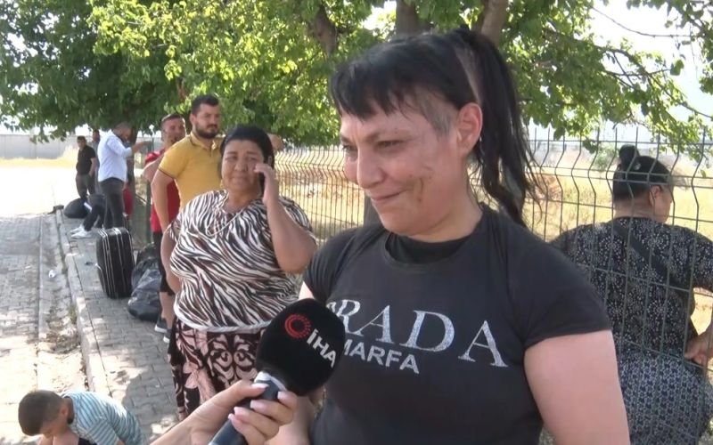 Antalya’da tahliye edilen kadın mahkum doğum gününde özgürlüğüne kavuştu, çifte bayram yaşandı

