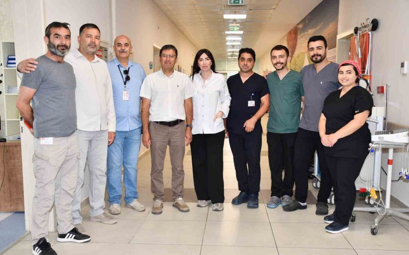 Alanya’da bayramın ilk gününde görev başındaki sağlık çalışanları unutulmadı
