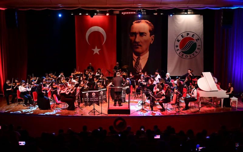 Müziğin genç yetenekleri Kepez’de yetişiyor