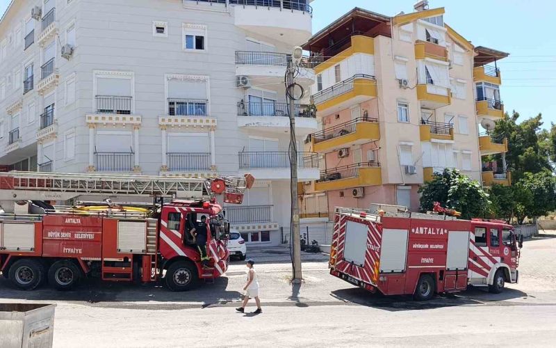 Baca temizliği için soba yaktı, mahalle sakinleri yangın çıktı sandı
