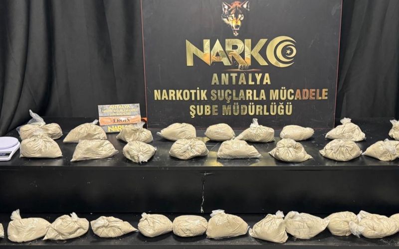 Antalya’da 15 kilogram eroin ele geçirildi
