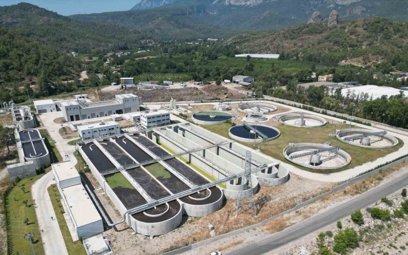 Kemer’de vatandaşların tepki gösterdiği arıtma tesisindeki koku sorunu
