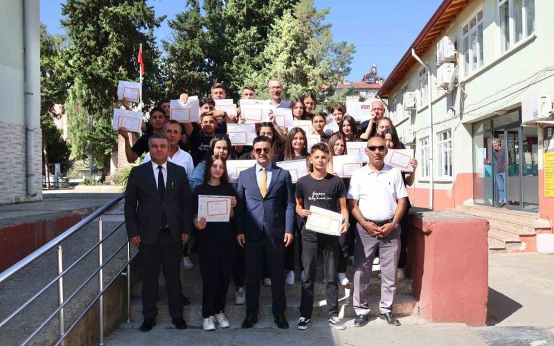 Gazipaşa’da 9 bin 239 öğrenci karne aldı

