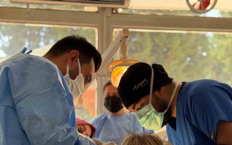 Korkuteli Devlet Hastanesi’nde implant tedavisi başladı

