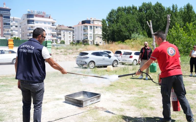 Kreş öğretmenleri yangın eğitimi aldı
