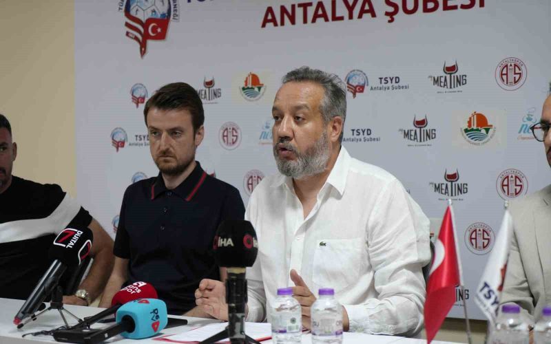 Sinan Boztepe istifa edeceğini açıkladı
