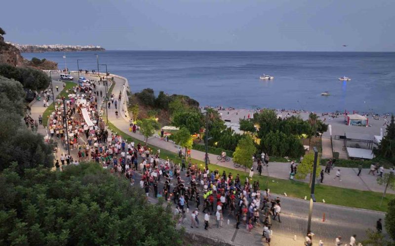 Antalya’da 30 Haziran Koruyucu Aile Günü kutlandı
