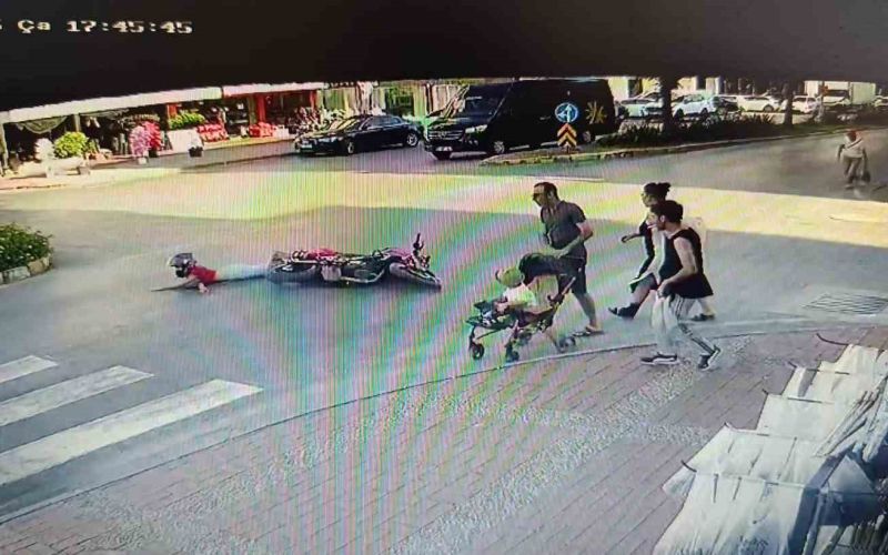 Aynı kavşakta 1 saat arayla 2 motosiklet kazası: 1 yaralı