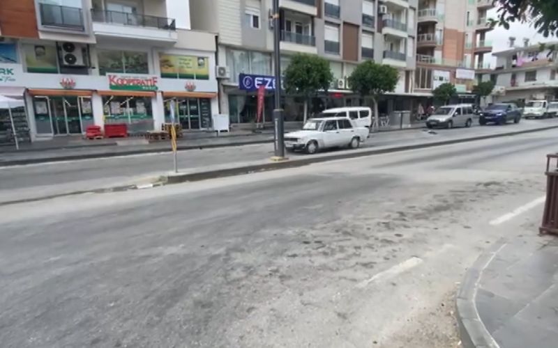 Serik’te motosiklet ile bisiklet çarpıştı: 2 kişi yaralandı
