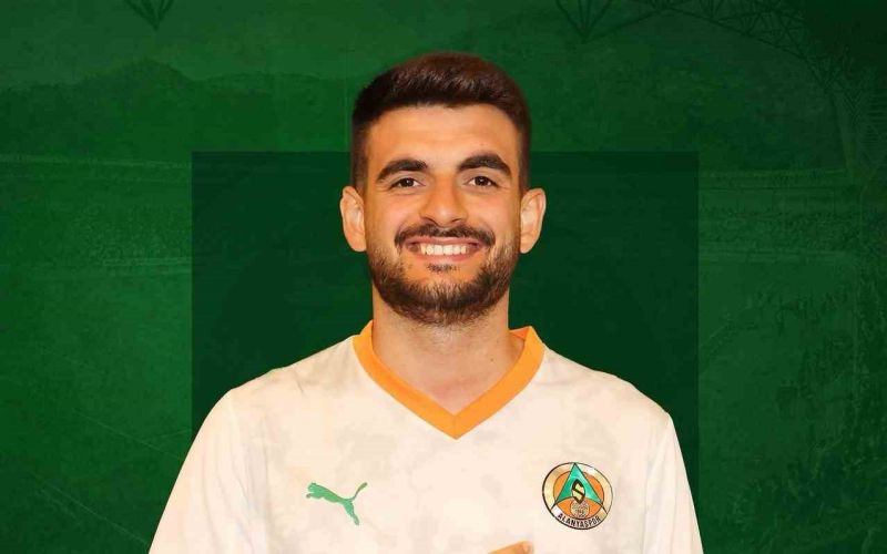 Alanyaspor, Fatih Aksoy ile 2 yıllık sözleşme imzaladı
