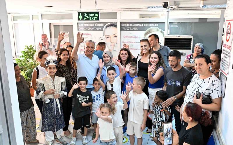 Muratpaşa’da sünnet olan çocuklar şölene hazırlanıyor

