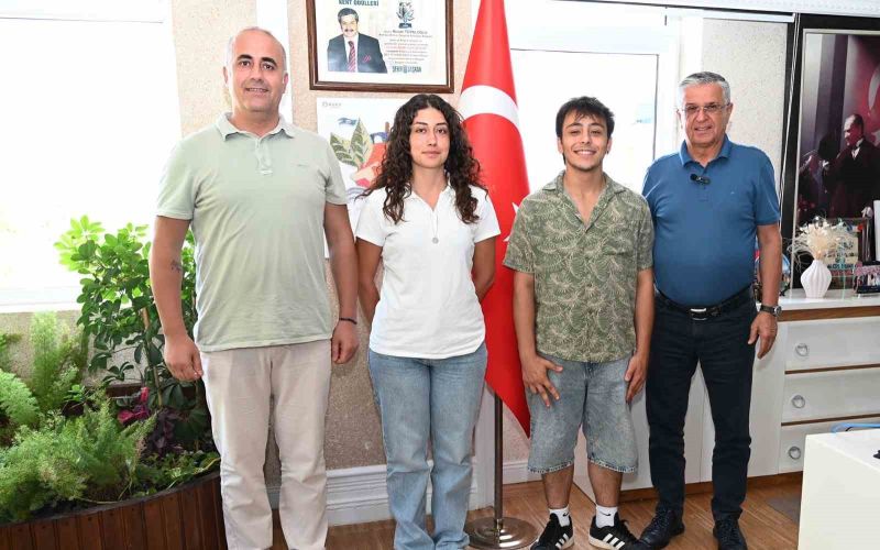 Kemer’de belediye destekli kurs öğrencileri ilçe birincisi oldu
