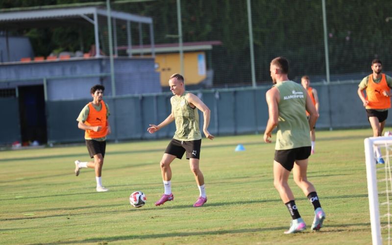 Alanyaspor, Rizespor maçı hazırlıklarını başladı

