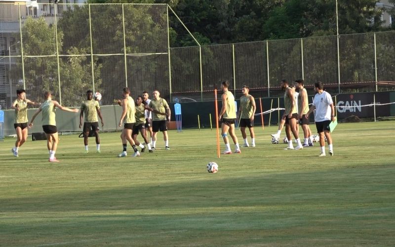 Alanyaspor, ligin ilk maçına hazır
