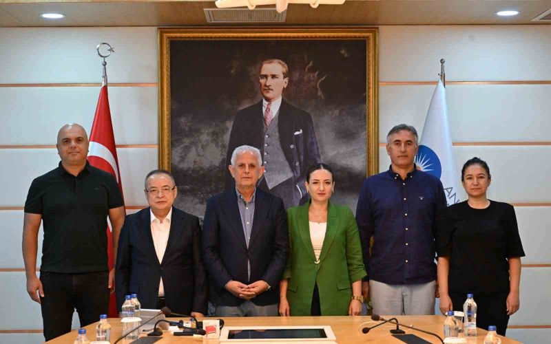 Antalya Büyükşehir Belediyesi’nden denizlerin korunması için protokol
