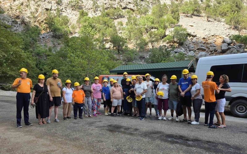 Otistik sporculardan  ormana kampı
