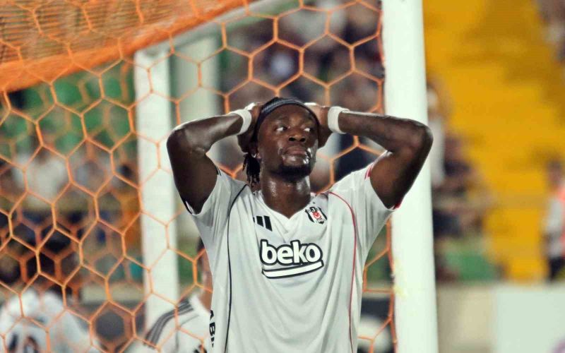 Trendyol Süper Lig: Corendon Alanyaspor: 2 - Beşiktaş 0 (Maç sonucu)

