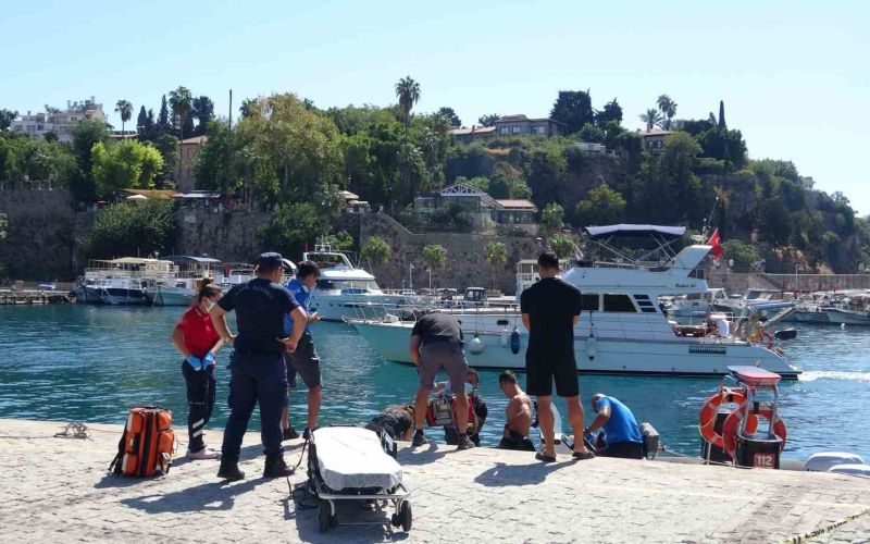 Antalya’da 35 metrelik falezlerden düşen adam hayatını kaybetti
