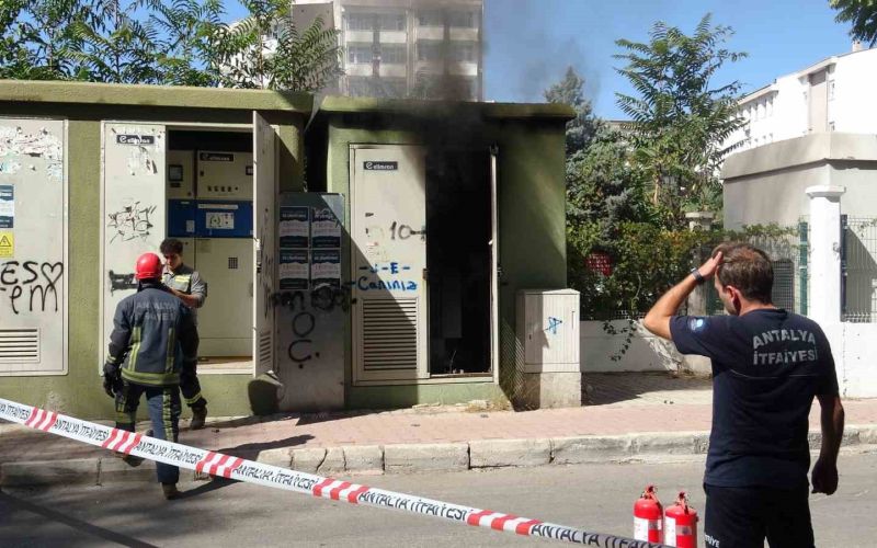 Antalya’da trafoda yangın
