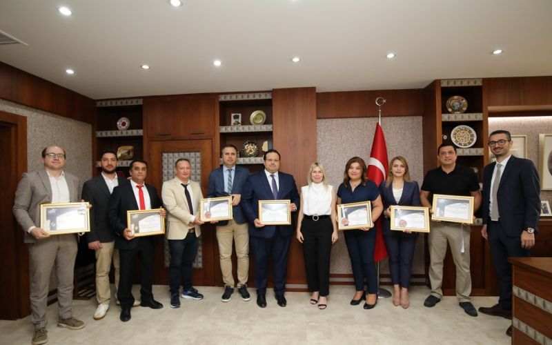 Rektör Özkan, buluşlarıyla ödül alan öğretim üyelerini tebrik etti

