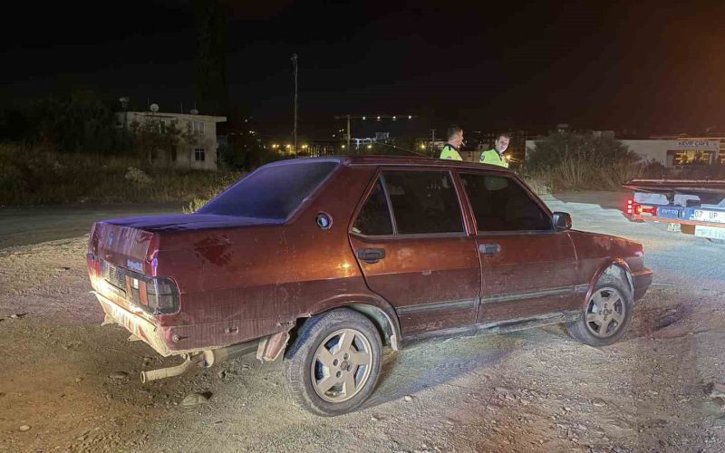 Antalya’da alkollü sürücü bariyerlere çarpıp kaçtı, 58 bin TL ceza yedi
