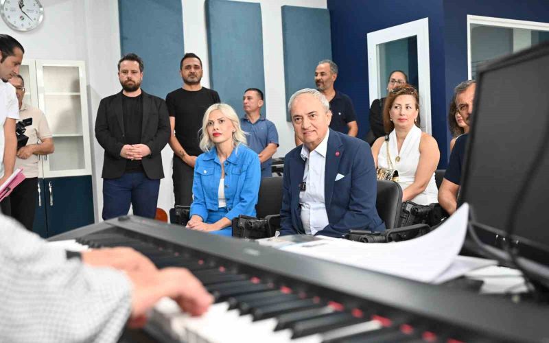 Kepez Belediyesi’nden Şehit Celal Özcan Anadolu Lisesi’ne müzik sınıfı

