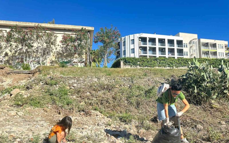 Yabancı uyruklu kadınlardan örnek temizlik etkinliği
