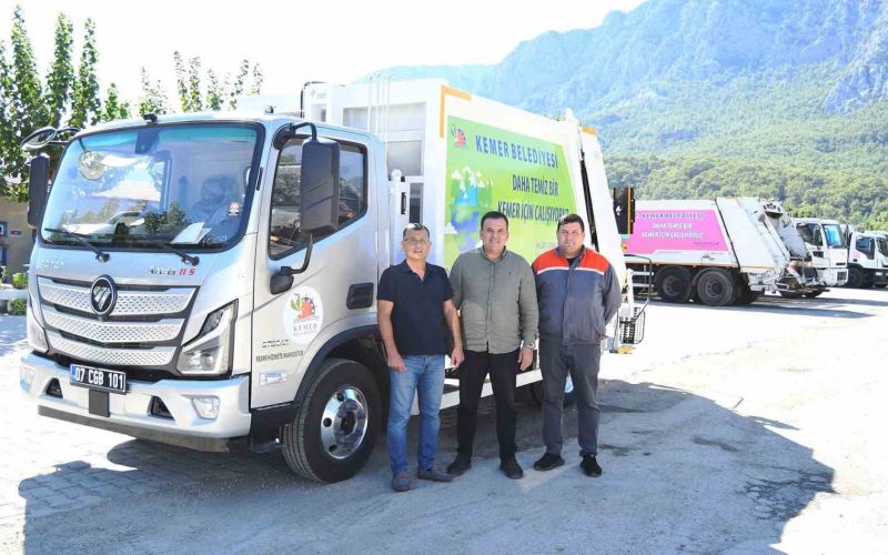 Kemer Belediyesi araç filosu büyüyor
